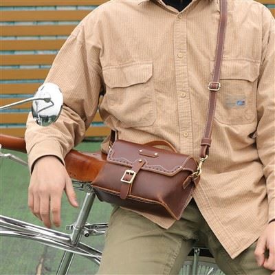 leather handlebar bag (26)